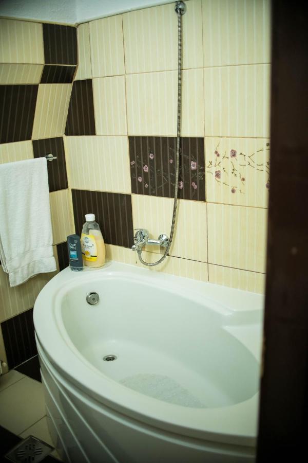 Studio Central Avram Sibiu Bagian luar foto